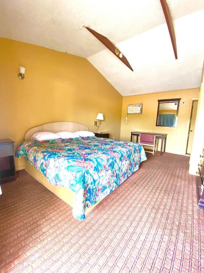 Tropic Motel Aransas Pass Eksteriør bilde