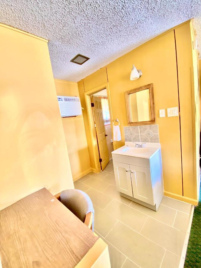 Tropic Motel Aransas Pass Eksteriør bilde