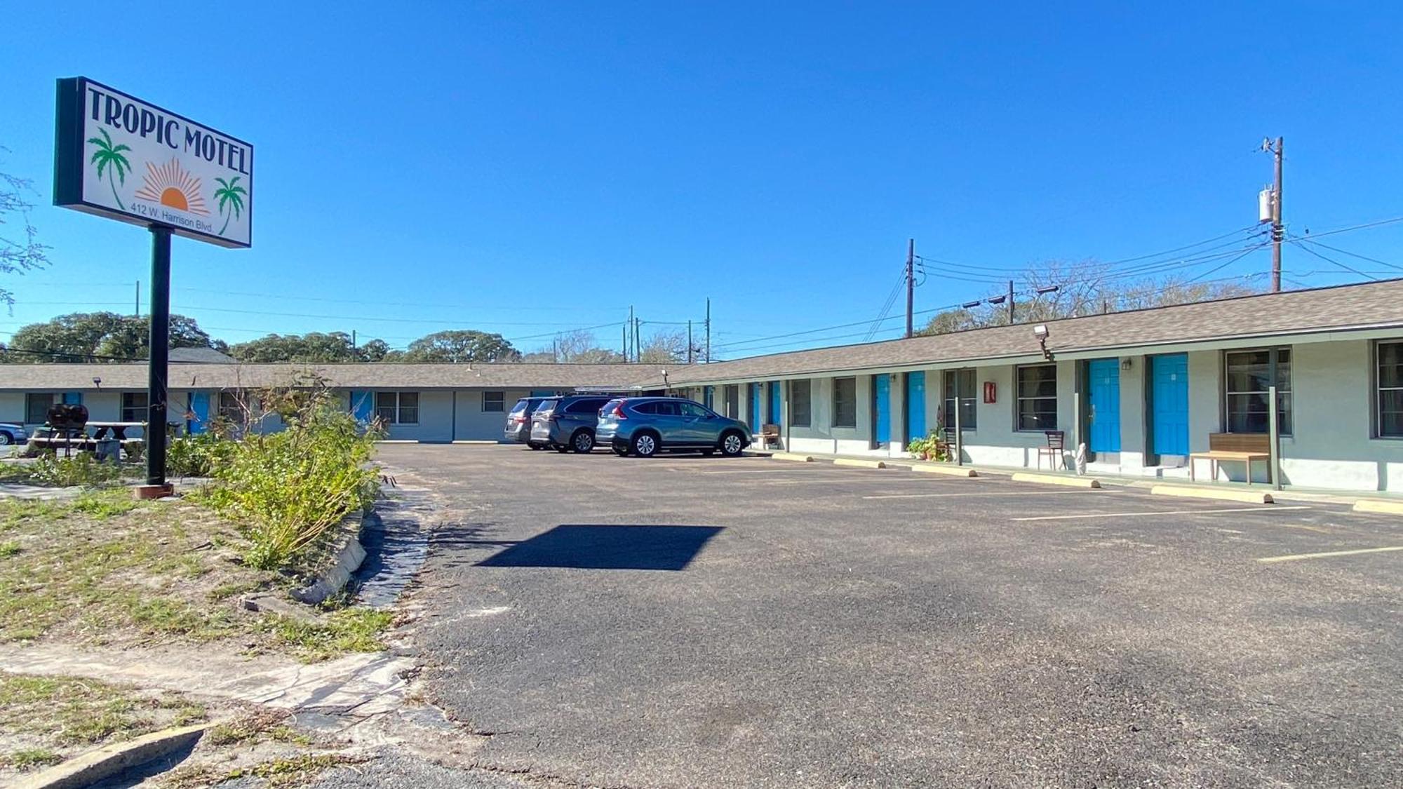 Tropic Motel Aransas Pass Eksteriør bilde